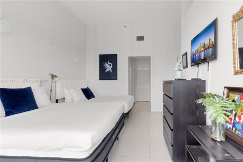 Condo in Miami Beach, Florida, 1 bedroom  № 2075347 - photo 21