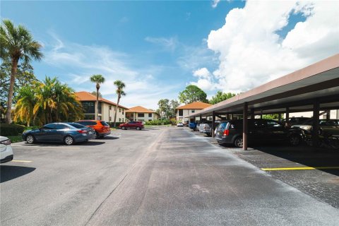 Condo in Clearwater, Florida, 2 bedrooms  № 1837532 - photo 9