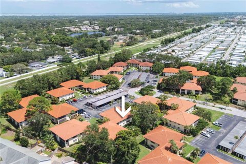 Condo in Clearwater, Florida, 2 bedrooms  № 1837532 - photo 12