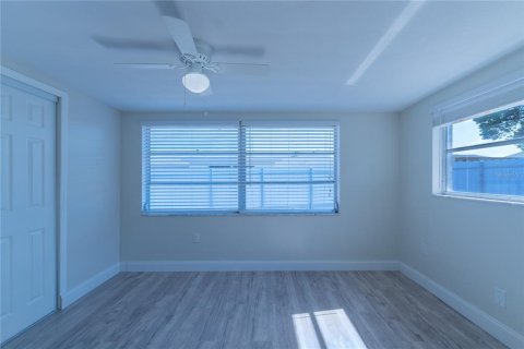 Casa en venta en Port Richey, Florida, 3 dormitorios, 153.2 m2 № 2202547 - foto 12