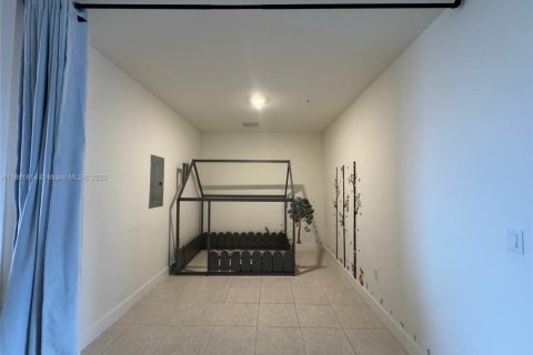 Apartment in Doral, Florida 2 bedrooms, 105.44 sq.m. № 1944140 - photo 9