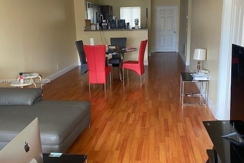 Copropriété à vendre à Pompano Beach, Floride: 2 chambres, 85.19 m2 № 2081224 - photo 19