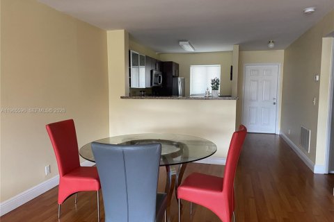 Copropriété à vendre à Pompano Beach, Floride: 2 chambres, 85.19 m2 № 2081224 - photo 12