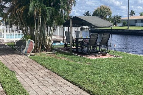 Copropriété à vendre à Pompano Beach, Floride: 2 chambres, 85.19 m2 № 2081224 - photo 5