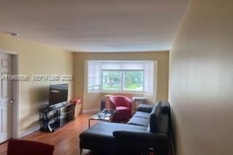 Copropriété à vendre à Pompano Beach, Floride: 2 chambres, 85.19 m2 № 2081224 - photo 23