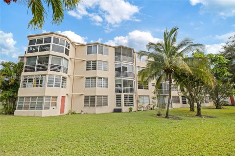 Купить кондоминиум в Майами, Флорида 2 спальни, 107.4м2, № 2002300 - фото 30