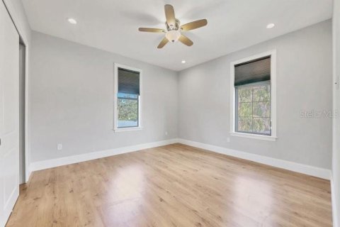 House in Sarasota, Florida 4 bedrooms, 263.47 sq.m. № 1618853 - photo 28