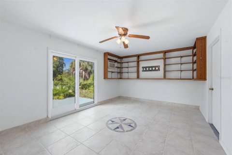 Townhouse in Englewood, Florida 3 bedrooms, 140.84 sq.m. № 2196278 - photo 26