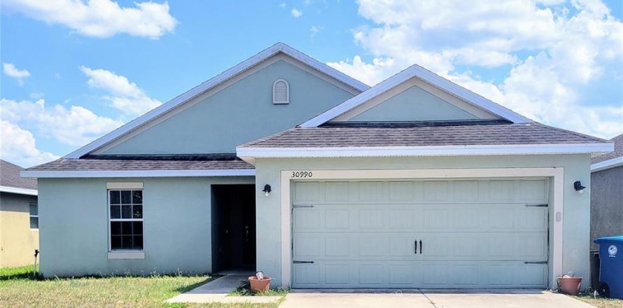 Casa en Brooksville, Florida 3 dormitorios, 143.63 m2 № 2230068