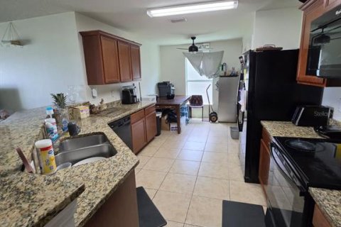 Casa en venta en Brooksville, Florida, 3 dormitorios, 143.63 m2 № 2230068 - foto 22