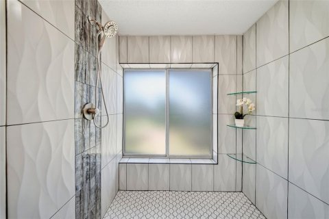 Villa ou maison à vendre à New Port Richey, Floride: 3 chambres, 162.95 m2 № 2151941 - photo 27