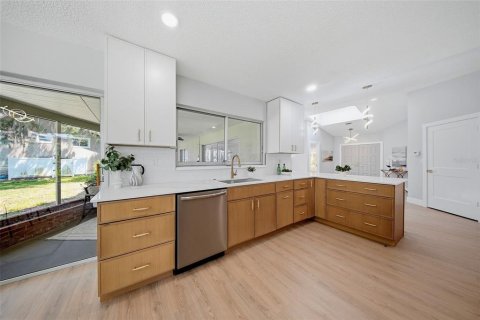 Villa ou maison à vendre à New Port Richey, Floride: 3 chambres, 162.95 m2 № 2151941 - photo 14