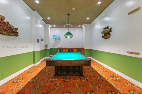 Copropriété à vendre à Hollywood, Floride: 2 chambres, 123.84 m2 № 2076520 - photo 11