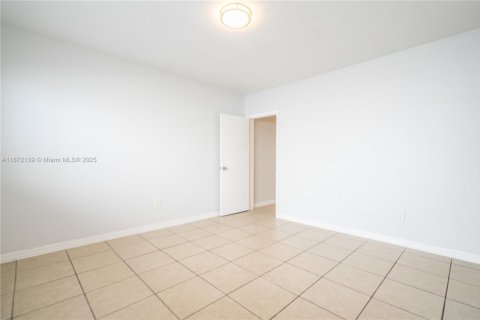 Appartement à louer à Miami Beach, Floride: 1 chambre, 60.39 m2 № 1920284 - photo 12