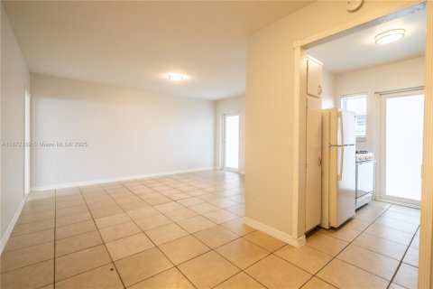 Appartement à louer à Miami Beach, Floride: 1 chambre, 60.39 m2 № 1920284 - photo 6