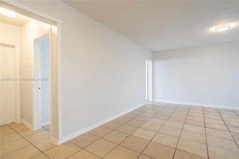 Appartement à louer à Miami Beach, Floride: 1 chambre, 60.39 m2 № 1920284 - photo 7