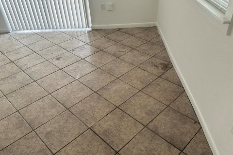 Villa ou maison à louer à St. Lucie, Floride: 3 chambres, 93.65 m2 № 2147108 - photo 6