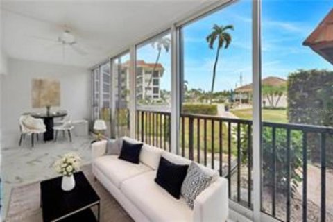 Copropriété à vendre à Naples, Floride: 2 chambres, 133.13 m2 № 2297146 - photo 12