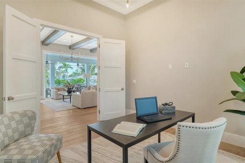 Купить виллу или дом в Сарасота, Флорида 10 комнат, 426.79м2, № 287964 - фото 27