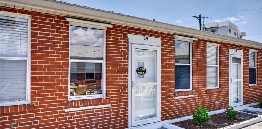 Condo in Venice, Florida, 1 bedroom № 2226589