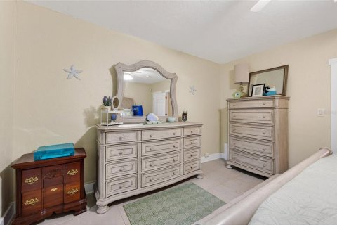 Condo in Venice, Florida, 1 bedroom № 2226589 - photo 20