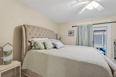 Condo in Venice, Florida, 1 bedroom № 2226589 - photo 17