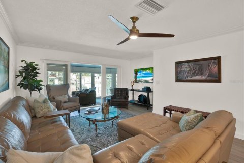 Casa en venta en Saint Petersburg, Florida, 2 dormitorios, 153.29 m2 № 2215817 - foto 8