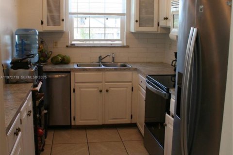 Купить виллу или дом в Холливуд, Флорида 4 спальни, 155.52м2, № 2033045 - фото 18