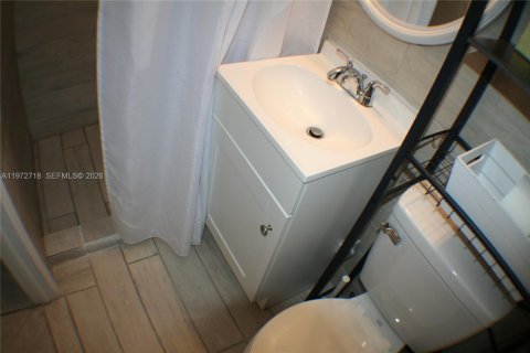 Купить виллу или дом в Холливуд, Флорида 4 спальни, 155.52м2, № 2033045 - фото 24