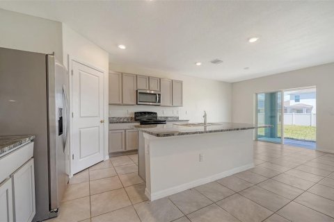 Villa ou maison à louer à Sarasota, Floride: 5 chambres, 244.43 m2 № 1883746 - photo 8
