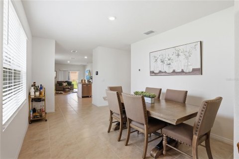 Villa ou maison à louer à Davenport, Floride: 3 chambres, 140.84 m2 № 2096856 - photo 6