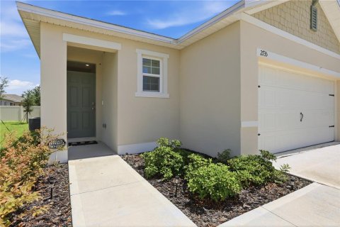 Villa ou maison à louer à Davenport, Floride: 3 chambres, 140.84 m2 № 2096856 - photo 3