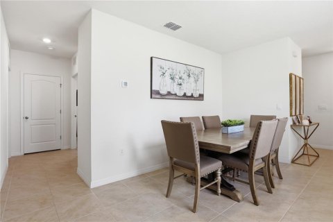 Villa ou maison à louer à Davenport, Floride: 3 chambres, 140.84 m2 № 2096856 - photo 8