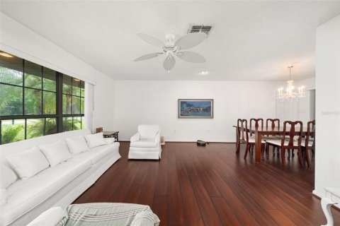 Villa ou maison à vendre à Sebring, Floride: 3 chambres, 159.61 m2 № 2151966 - photo 4