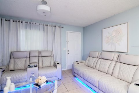 Villa ou maison à vendre à Tampa, Floride: 3 chambres, 74.14 m2 № 1805369 - photo 7