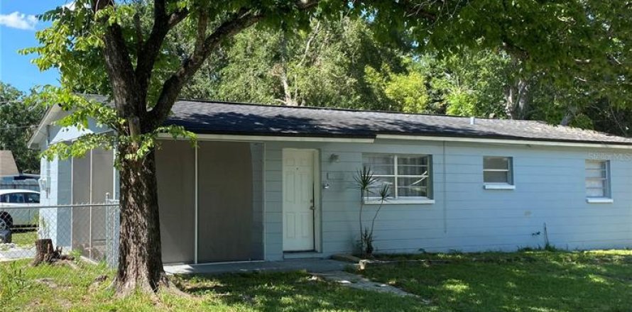 Villa ou maison à Tampa, Floride 3 chambres, 74.14 m2 № 1805369