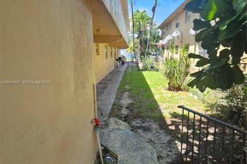 Apartment in Fort Lauderdale, Florida 3 bedrooms, 118.91 sq.m. № 2076374 - photo 3