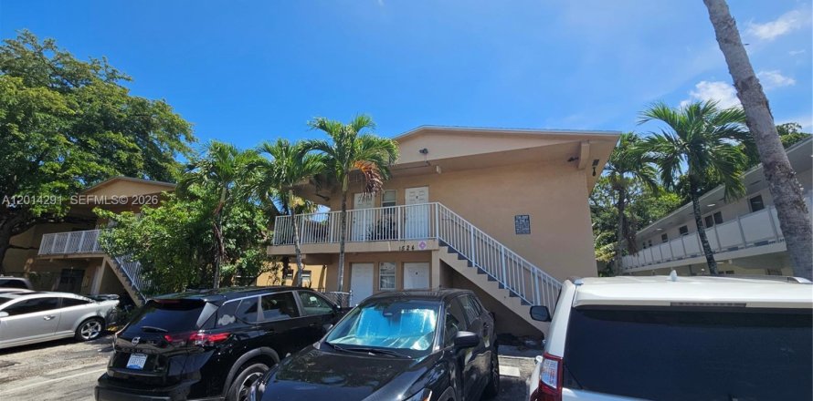 Apartment in Fort Lauderdale, Florida 3 bedrooms, 118.91 sq.m. № 2076374