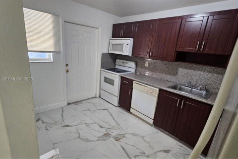 Apartment in Fort Lauderdale, Florida 3 bedrooms, 118.91 sq.m. № 2076374 - photo 6