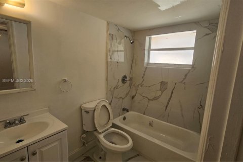Apartment in Fort Lauderdale, Florida 3 bedrooms, 118.91 sq.m. № 2076374 - photo 15