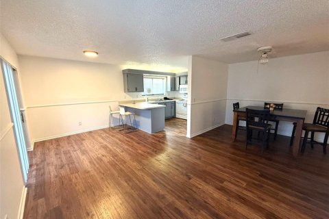 Townhouse in Fort Myers, Florida 3 bedrooms, 153.1 sq.m. № 2238087 - photo 4