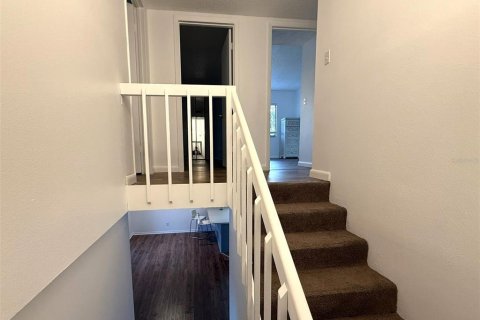 Townhouse in Fort Myers, Florida 3 bedrooms, 153.1 sq.m. № 2238087 - photo 10