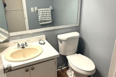 Townhouse in Fort Myers, Florida 3 bedrooms, 153.1 sq.m. № 2238087 - photo 8