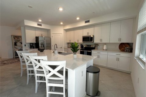 Apartment in Punta Gorda, Florida 3 bedrooms, 161.74 sq.m. № 1734201 - photo 9