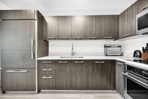 Купить кондоминиум в Майами, Флорида 1 спальня, 79.15м2, № 1961389 - фото 9