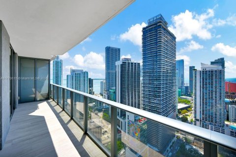 Купить кондоминиум в Майами, Флорида 1 спальня, 79.15м2, № 1961389 - фото 2