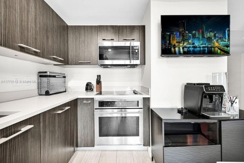 Купить кондоминиум в Майами, Флорида 1 спальня, 79.15м2, № 1961389 - фото 10