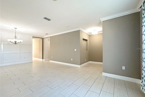 Casa en alquiler en Kissimmee, Florida, 4 dormitorios, 183.2 m2 № 1916900 - foto 6