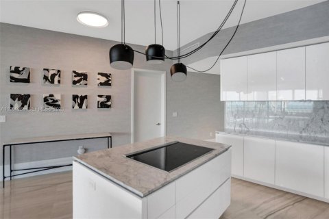 Condo in Aventura, Florida, 3 bedrooms  № 2026788 - photo 22