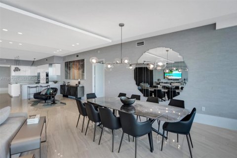 Condo in Aventura, Florida, 3 bedrooms  № 2026788 - photo 16